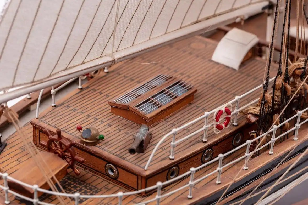 模型製作用品 Billing Boats Cutty Sark Billing Boats - 1:75 Scale Cutty Sark -Wooden hull – Model Expo Online