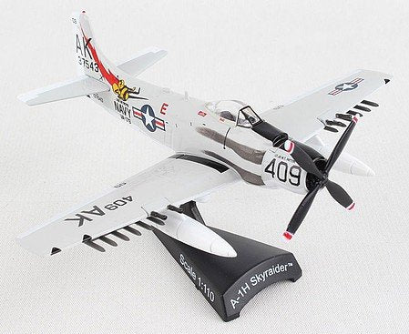 Daron - A-1H Skyraider Papoose Flight