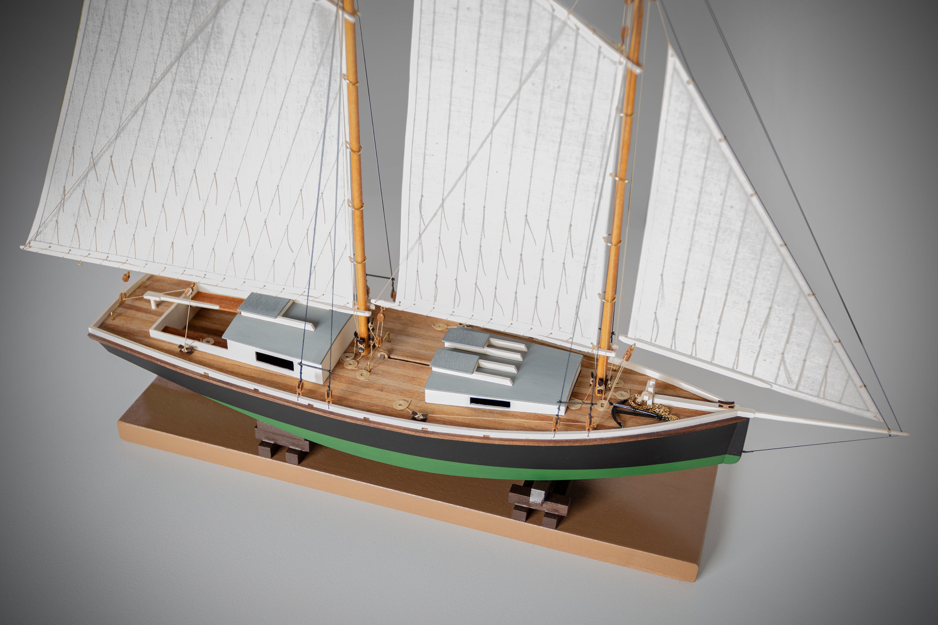Midwest - 968 Sharpie Schooner 1:32 – Model Expo Online