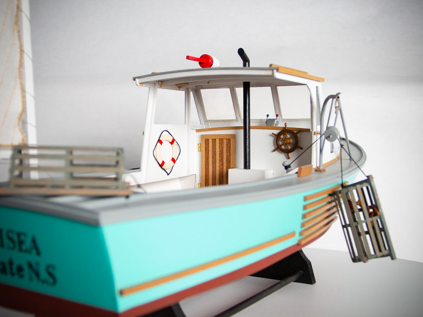 Midwest - Maine Lobster Boat 1:16 (RC Compatible)