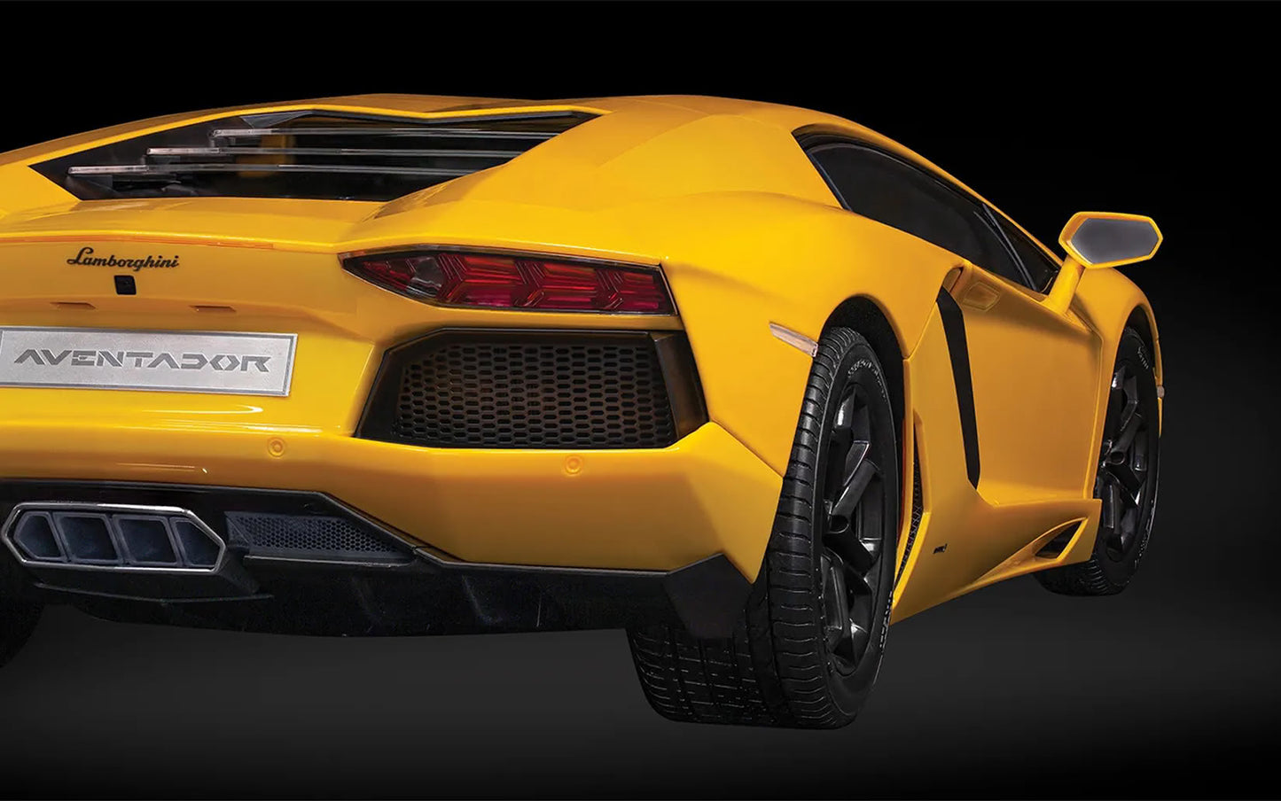Pocher Lamborghini Aventador LP 700-4 Yellow , 1:8 Scale