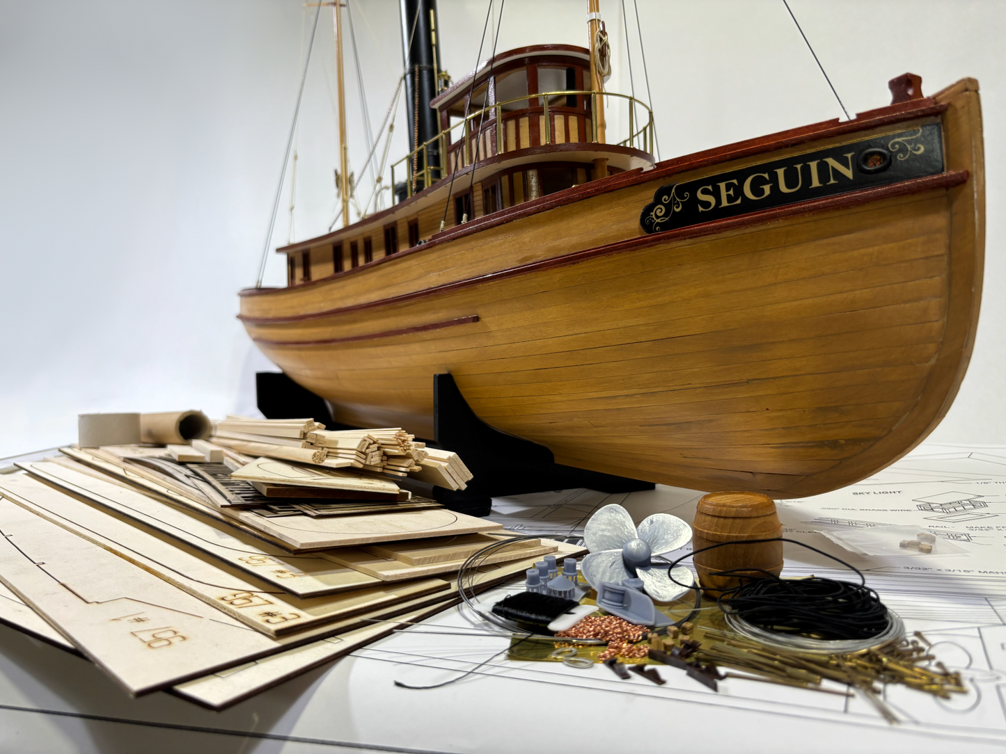 Midwest The Seguin Tug Boat 1:32 (RC Compatible)