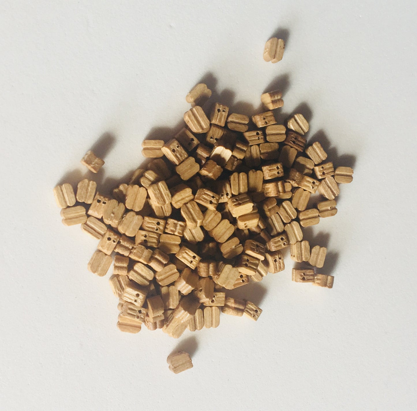 Model Expo - 5/32" (4mm) Walnut Double Sheave Block 150 pcs