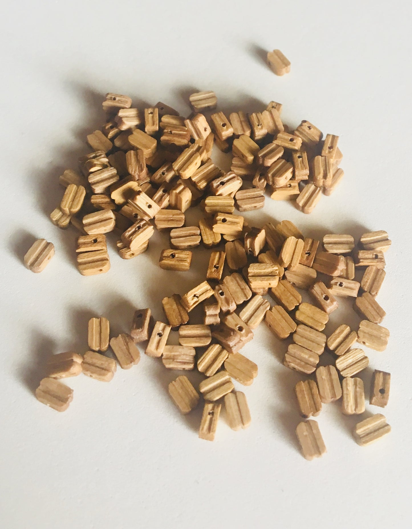 Model Expo - 3/16" (5mm) Walnut Single Sheave Block 150 pcs