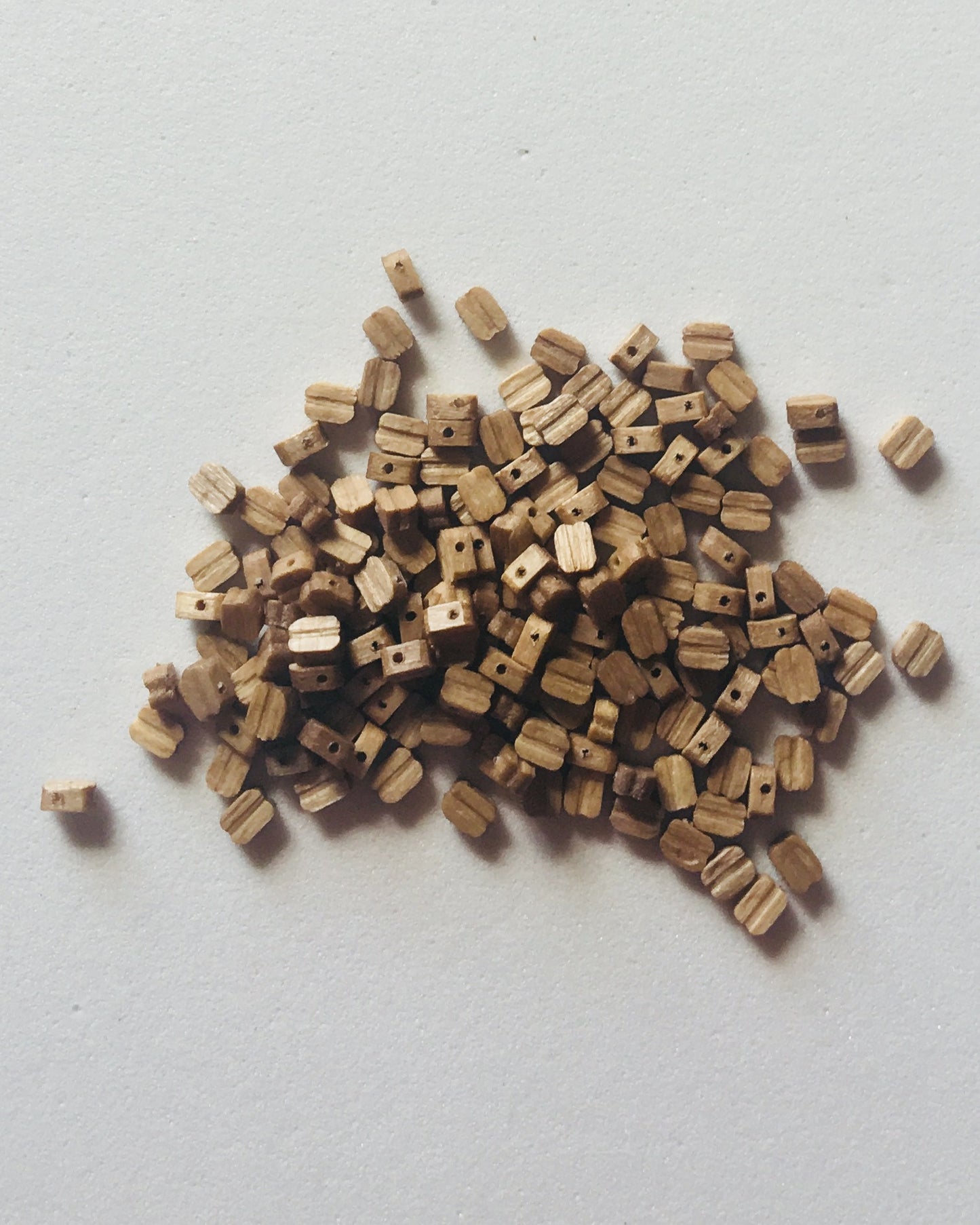 Model Expo - 3/32" (2.5mm) Walnut Single Sheave Block 150 pcs