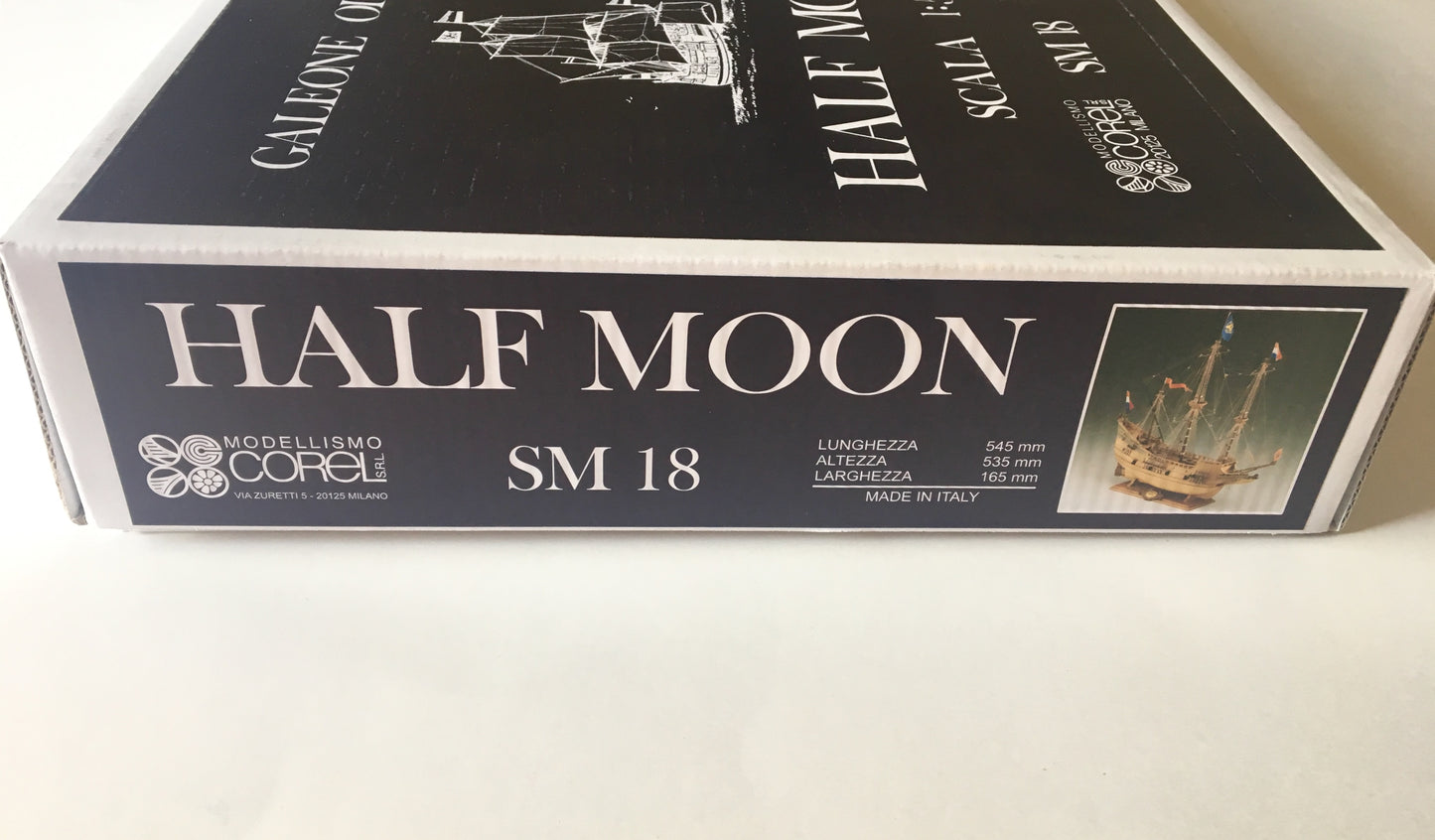 Corel - HALF MOON WOOD SHIP MODEL KIT 1:50