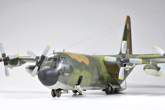 Italeri - MC-130E HERCULES COMBAT TALON I 1/72 Scale