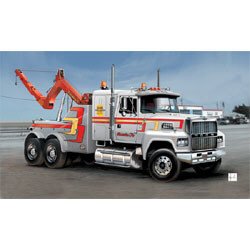 Italeri - U.S. Wrecker Truck 1:24
