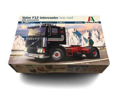 Italeri - VOLVO F-12 INTERCOOL(LOW ROOF)W/ACC 1/24 1/24 Scale