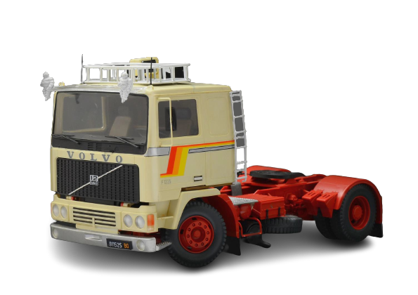 Italeri - VOLVO F-12 INTERCOOL(LOW ROOF)W/ACC 1/24 1/24 Scale