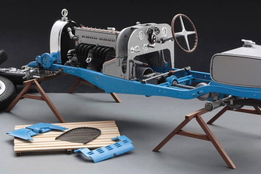 Italeri - 1:12 Bugatti Type 35B - Targa Florio '28 / Monaco GP '30 it is a car