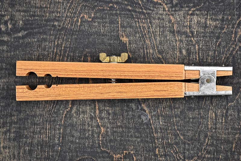 Model Expo - Tools - 7" Six Slot Block/Deadeye Holder