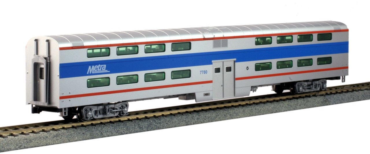 Kato - HO Bi-Level Coach Chic Met7780
