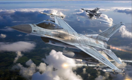 Kinetic - KF-16 Korean Viper 1:48