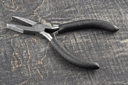 Model Expo - Tools - 5" Comfort Flat Nose Cutting Plier