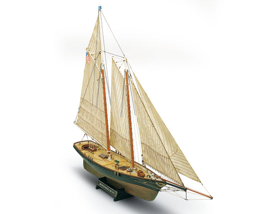 Dusek-Mamoli - Mamoli MV26 - Yacht America - Wood Plank-On-Bulkhead Model Ship Kit - Scale: 1/66Length: 790 mm (31"), Height: 580mm (23")