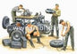 MB - Ger Motorcycle Repair Crew :35