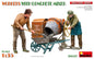 Mini Art - Workers w/concrete mixer 1:35