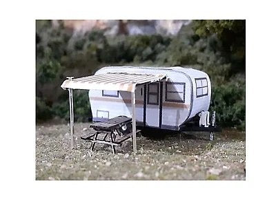 Osborn - HO 15' Travel Trailer