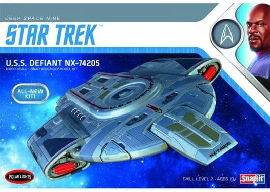 Polar Lights - Star Trek U.S.S Defiant 1:1000