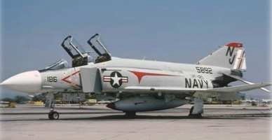 Revell - F-4J Phantom Us Navy 1:72