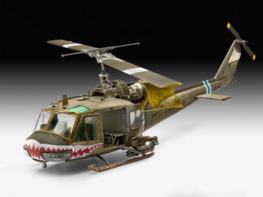 Revell - Bell UH-1C Helicopter 1:35