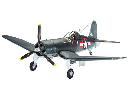 Revell - Model Set Vought F4U-1A CORSAIR 1:32 Scale