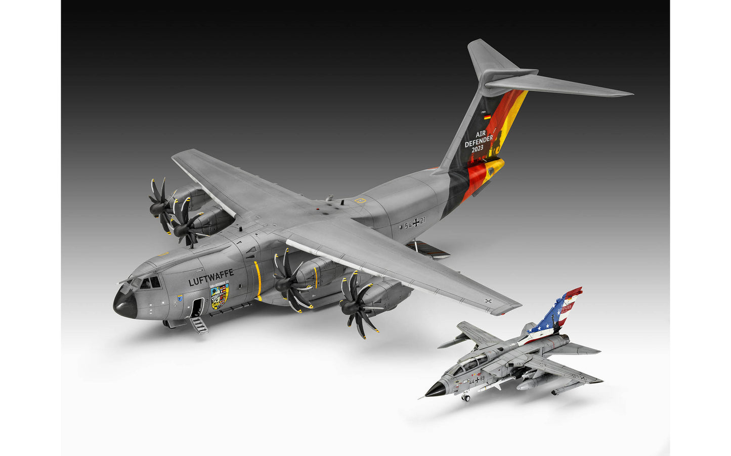 Revell - Air Defender set of 2 Aircraft 1:144