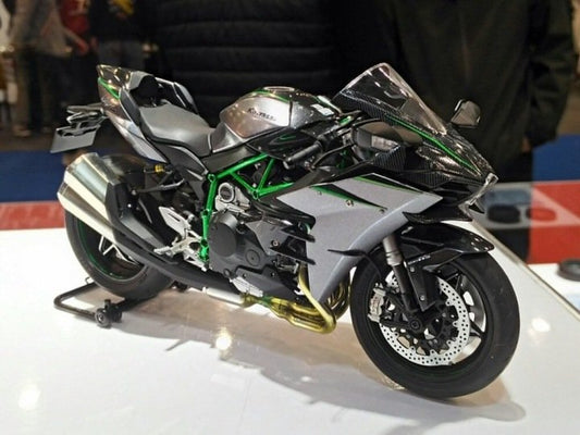 Tamiya - Kawasaki Ninja H2 Carbon 1:12