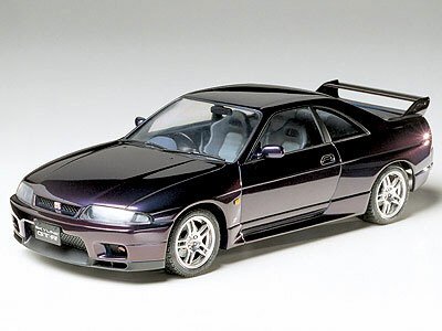Tamiya - Nissan Skyline Gtrv 1:24