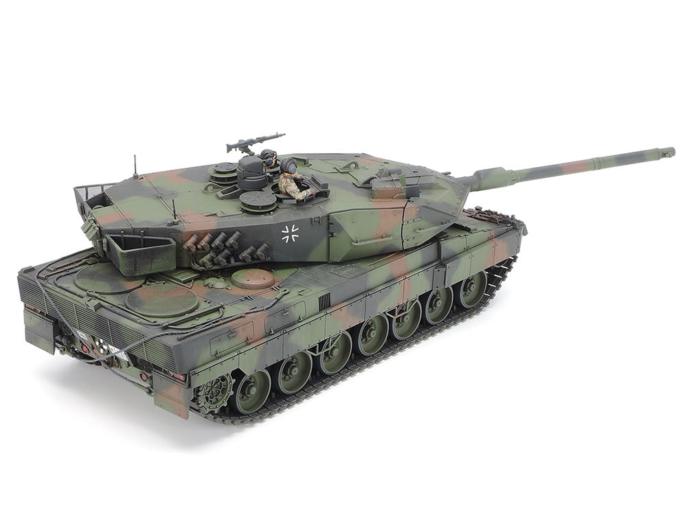 Tamiya - Leopard 2 A6 Main Battle Tank 1:35
