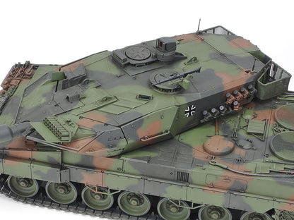 Tamiya - Leopard 2 A6 Main Battle Tank 1:35