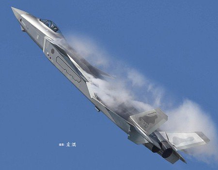 Trumpeter - J20 Chinese Mighty Dragon Fighter 1:48