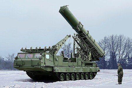 Trumpeter - S300V Russian SAM Launch Vehicle 1:35