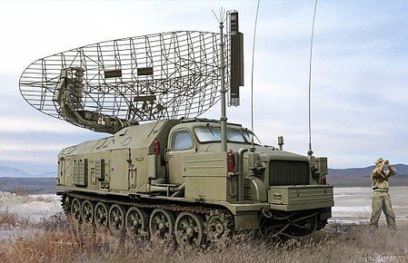Trumpeter - P40 1S12 Long Track S-Band Acq Rad 1:35