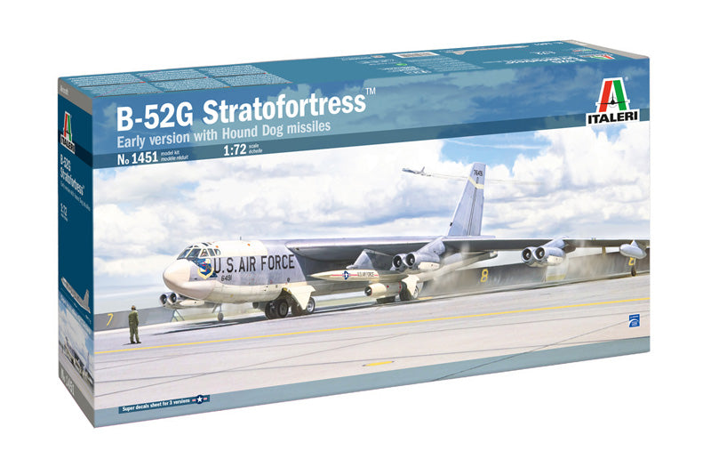 Italeri - B-52G Stratofortress Early version with Hound Dog Missiles 1:72 Scale