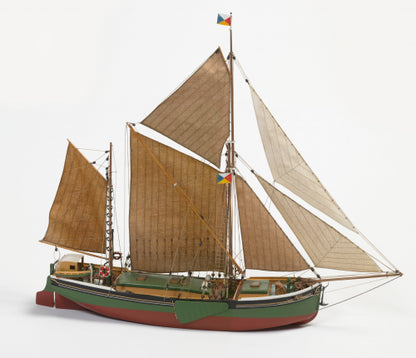 Billing Boats - 1:67 Will Everard -Wooden hull