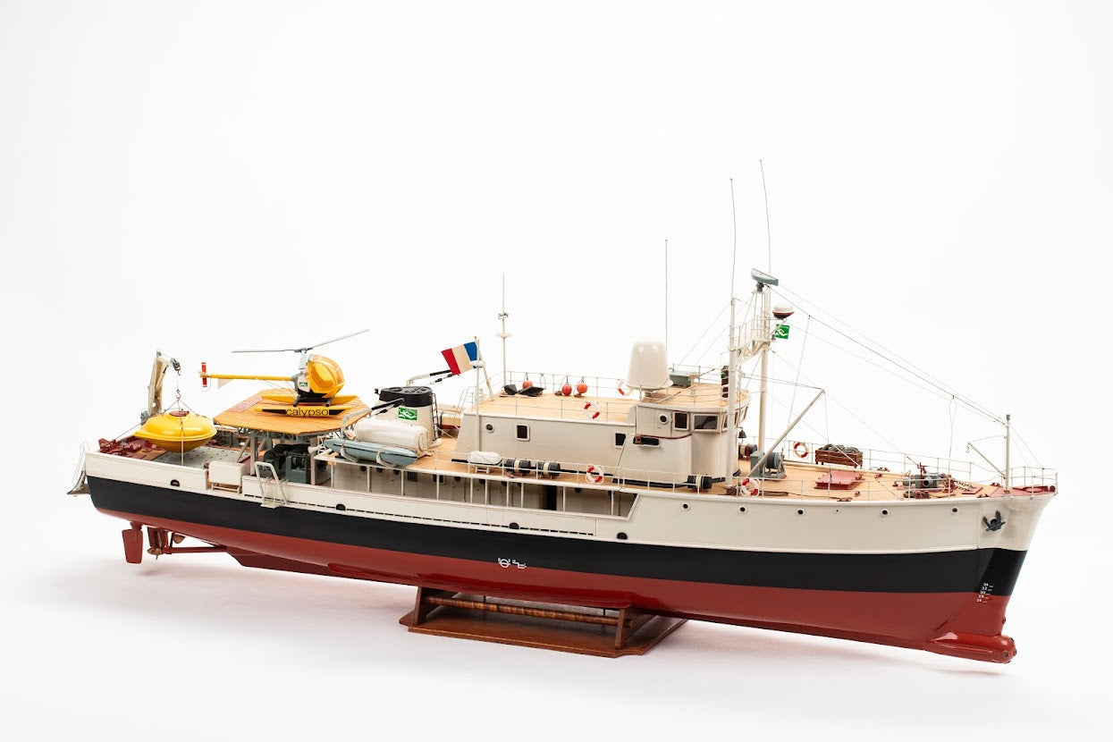 Billing Boats - 1:45 Scale Calypso - Plastic hull