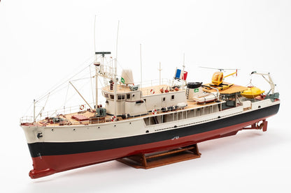 Billing Boats - 1:45 Scale Calypso - Plastic hull