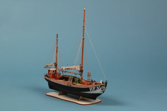 Dusek-Mamoli - Maria HF31 German Fishing Ewer Wood Model Ship Kit D016 Scale 1:72