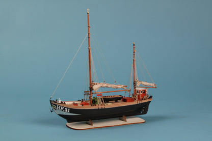 Dusek-Mamoli - Maria HF31 German Fishing Ewer Wood Model Ship Kit D016 Scale 1:72