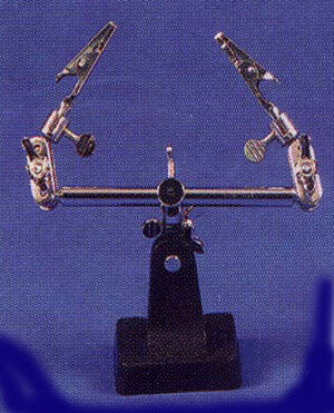 Double Clip Extra Hands