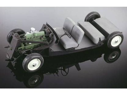 Heller 80799 -  Citroen 15 Six Traction Avant 1:8 Model Kit