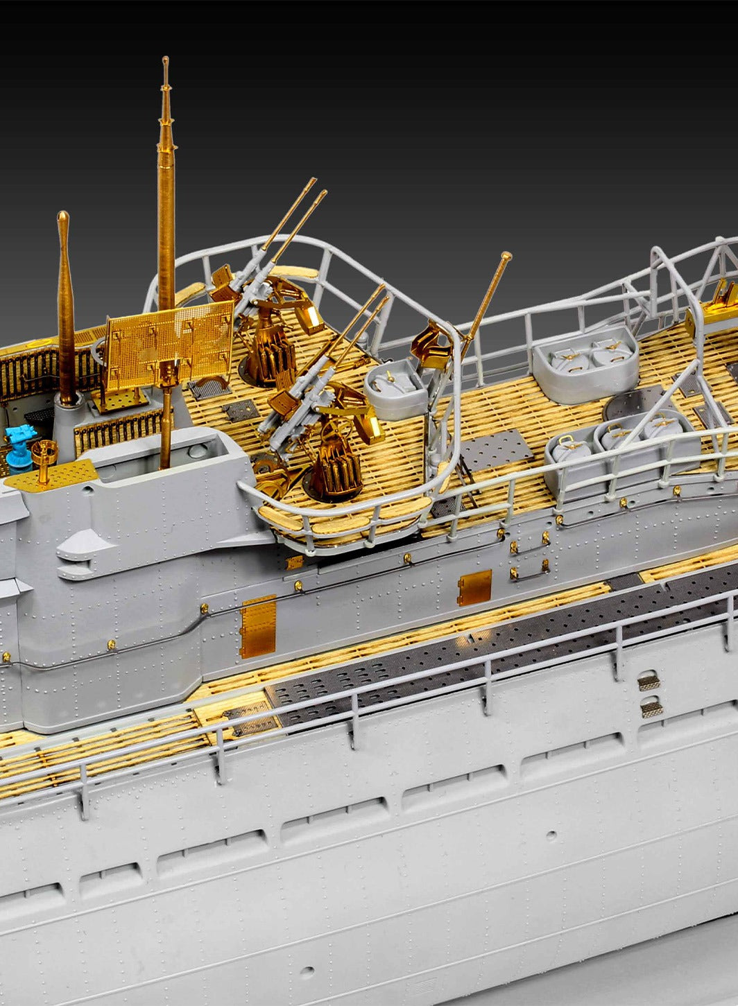 Revell 05180 German Submarine Type IX C (U-505) "Platinum Edition" 1:72