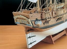 Mamoli MV52 - HMS Bounty 1:100 - Plank-On-Bulkhead Ship Model Kit