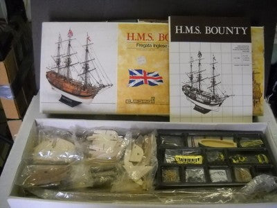 Dusek-Mamoli - Mamoli MV39 - HMS Bounty - Wood Plank-On-Frame Model Ship Kit - Scale 1/64 - Length 610 mm (24")