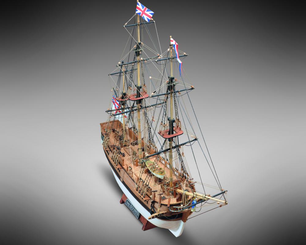 Dusek-Mamoli - Mamoli MV52 - HMS Bounty - Wood Plank-On-Bulkhead Ship Model Kit - Scale 1/100 - Length 448 mm (18")