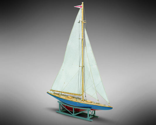 Dusek-Mamoli - Mamoli MM14 Endeavour II - Wooden model kit with pre-carved hull - Scale 1/193 - Length 8.4 in - Height 10.1 in