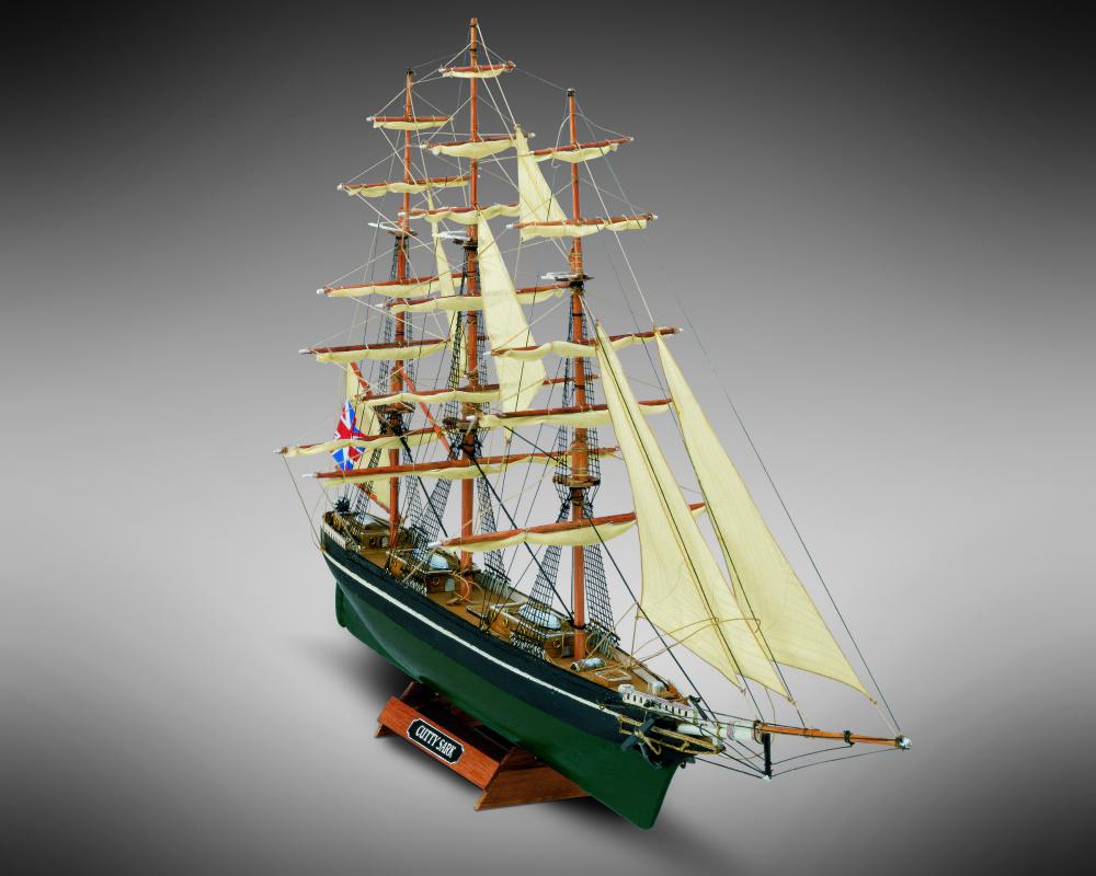 Dusek-Mamoli - Mamoli MM08 - Cutty Sark - Pre-Carved Wooden Hull Ship Model Kit - Scale 1/250 Length 342mm (13")