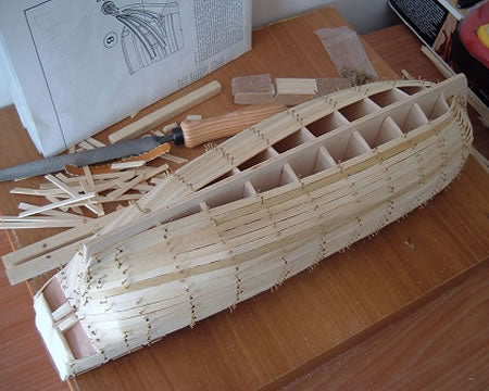 Dusek-Mamoli - Mamoli MV20 - HMS Beagle 1:64 (Length 26")